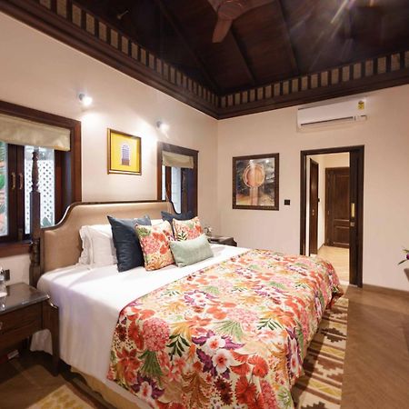 Amã Stays & Trails Aguada Serenity Villa , Goa Candolim Extérieur photo